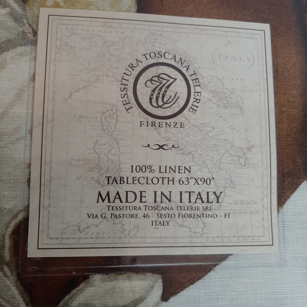 Tessitura Toscana Telerie Firenze 63" x 90" Italian Linen Tablecloth - Picture 2 of 16